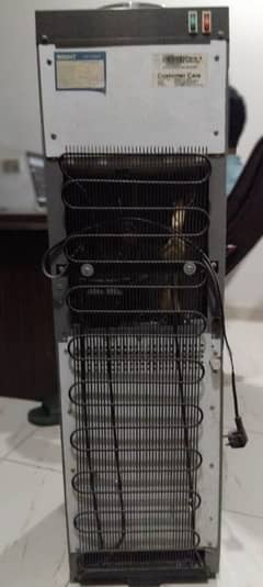 dispenser