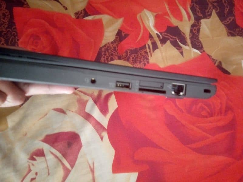 Lenovo ThinkPad x270 i5 Core 6th Gen 8GB Ram 256 GB SSD Hard disk 2