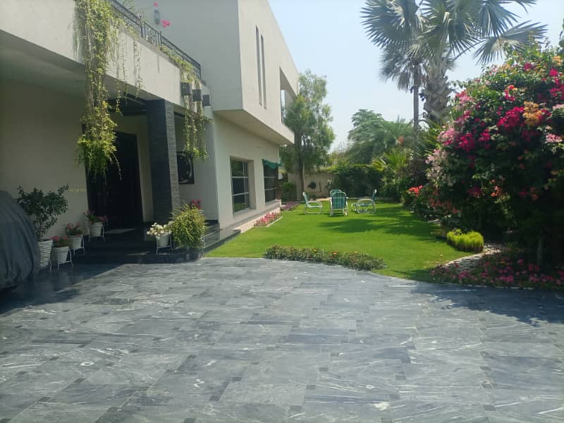2 kanal fully furnished modern design upper portion 16