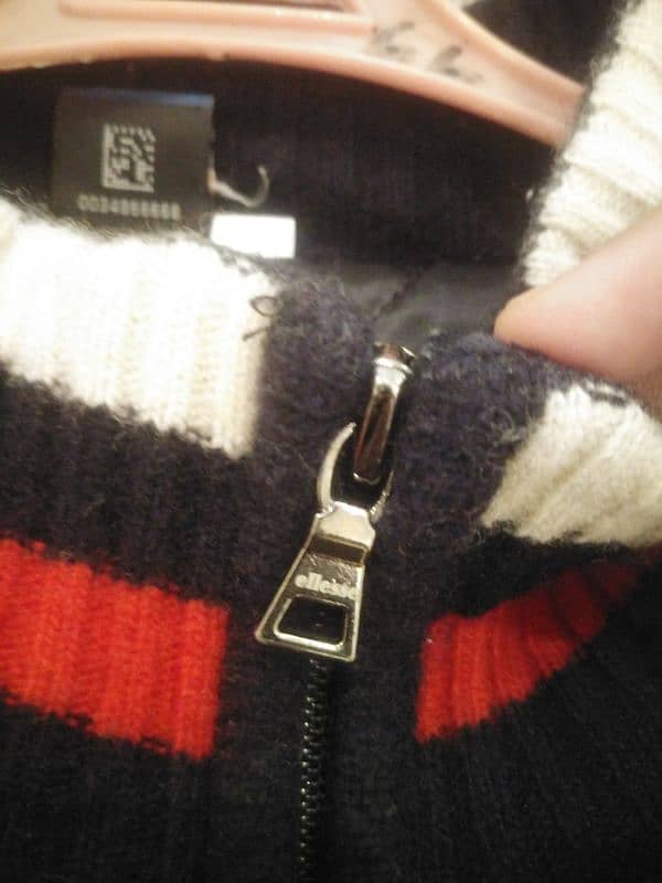 ELLESE jacket (puffer from inside). 1