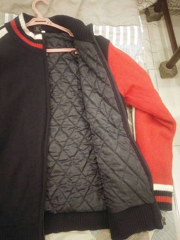 ELLESE jacket (puffer from inside). 2
