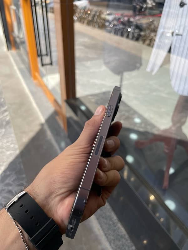 IPHONE 14PROMAX JV 128GB 3