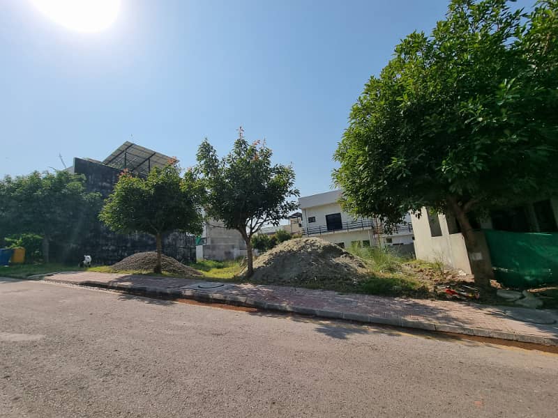 Build Your Dream Home! 5 Marla Possession Plot Bahria Enclave 3