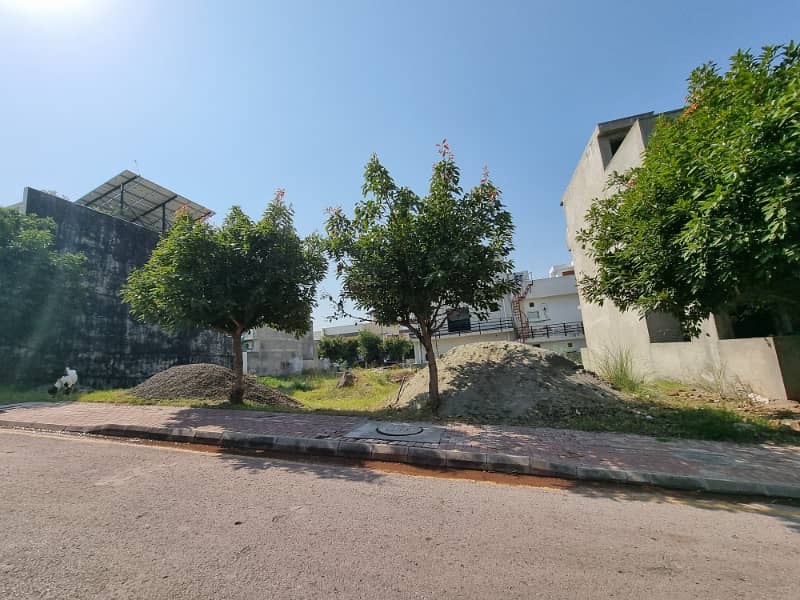 Build Your Dream Home! 5 Marla Possession Plot Bahria Enclave 4