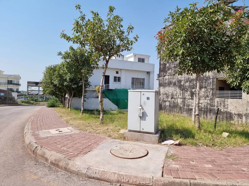 Build Your Dream Home! 5 Marla Possession Plot Bahria Enclave 8