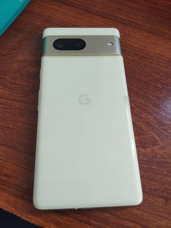 Google Pixel 7 3