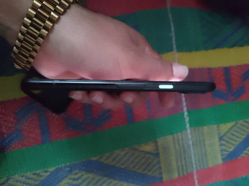 Google pixel 4a 3