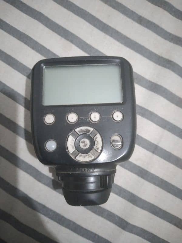 YONGNUO YN560iii 1