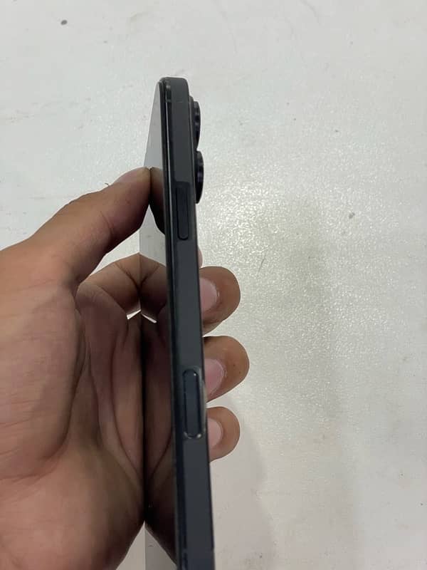 Iphone 16 pro max Non pta 4