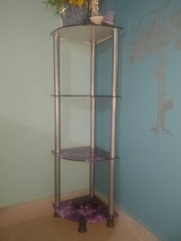Side coner stand 1