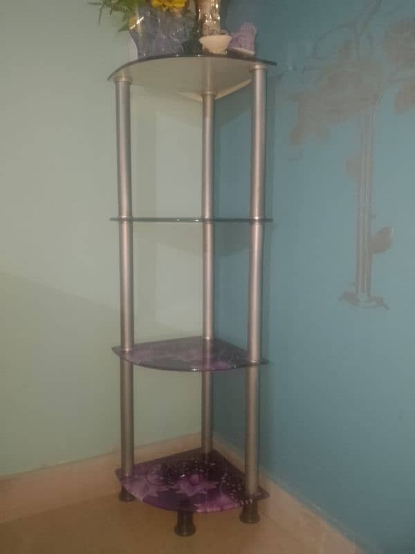 Side coner stand 2