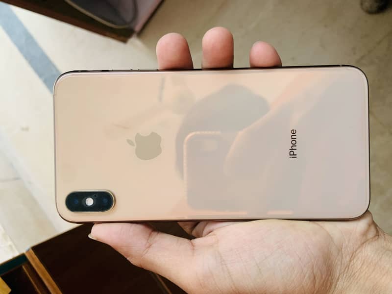 iPhone XS Max 3