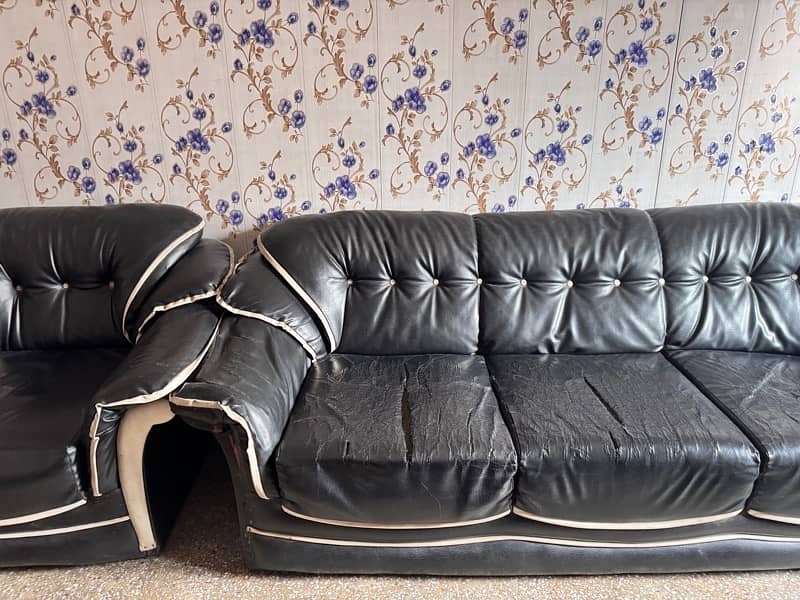 3 2 1 sofa set #furniture #used sofa in black and white 7