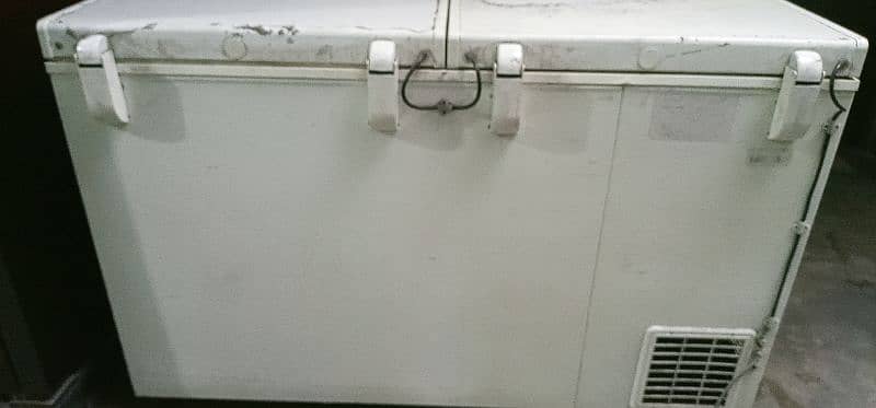 waves deep freezer medium  size 3