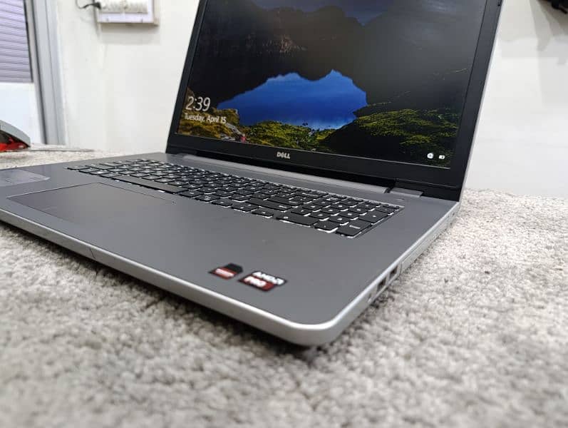 Dell Inspirion 17    5759 i7 6th Generation With 4GB Dedicated GPU 3
