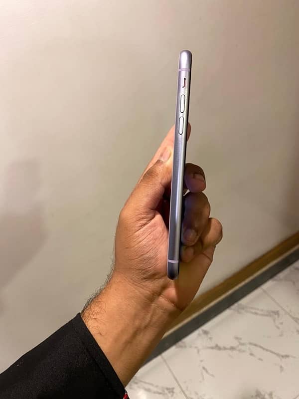 iphone 11,128 gb 3