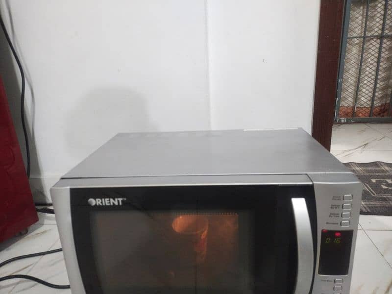 Orient microwave neat and clean condition all ok 1