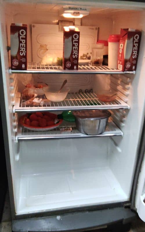 DAWLANCE GREY COLOR FULL SIZE REFRIGERATOR 5
