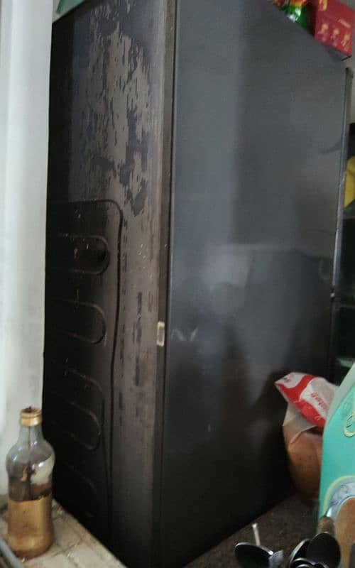 DAWLANCE GREY COLOR FULL SIZE REFRIGERATOR 9