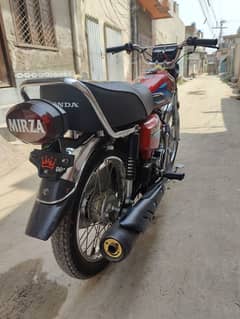 steaker 2024 number 2023 honda125 condition 10 by 9.5