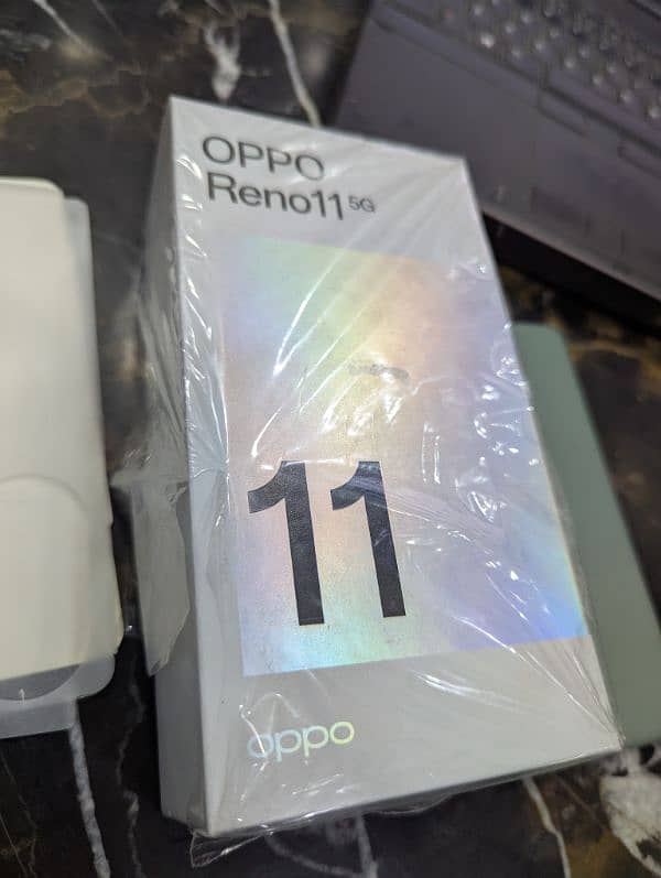 Oppo Reno 11 5G only 2 days use 11 month warranty 0