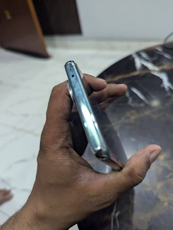Oppo Reno 11 5G only 2 days use 11 month warranty 6