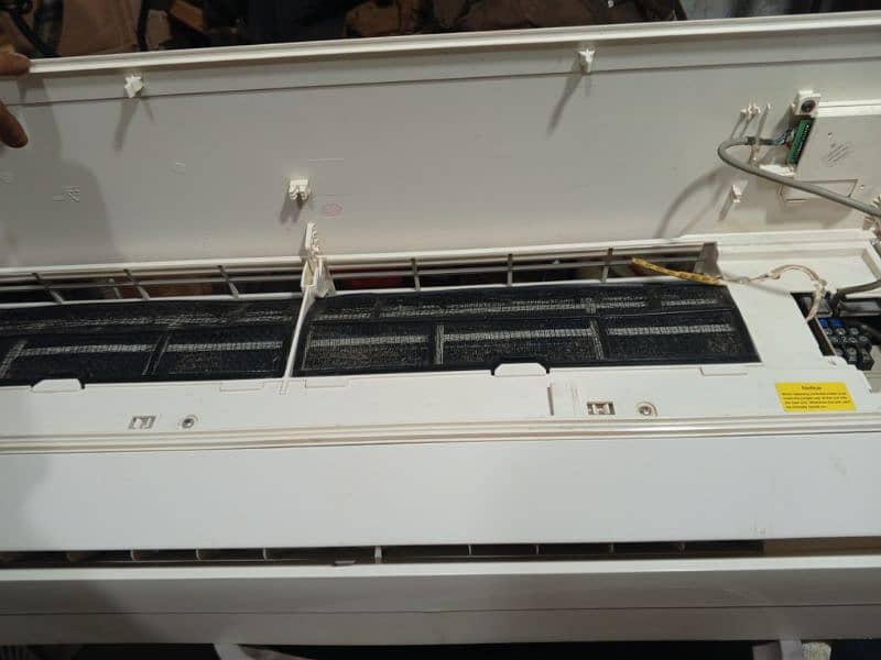 dawalance split Air conditioner 4