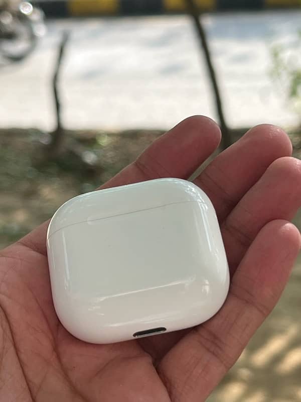 Apple airpods 4 0