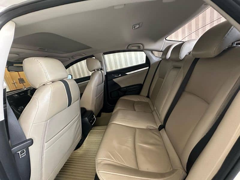 Honda Civic VTi Oriel Prosmatec 2022 12