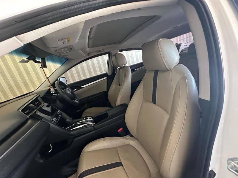 Honda Civic VTi Oriel Prosmatec 2022 14