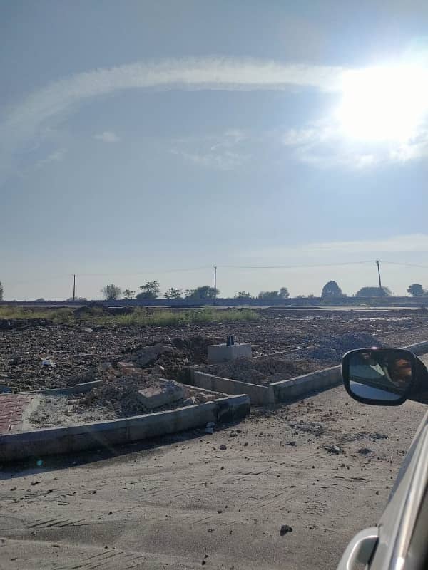 Top Location | 5 Marla Plot With Possession Paid Bahria Enclave Islamabad 4