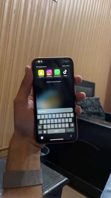 iPhone XR 1