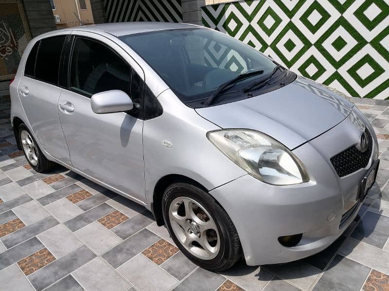 Toyota Vitz 2007 6
