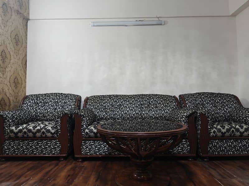 7 seater sofa set with table for sale 8