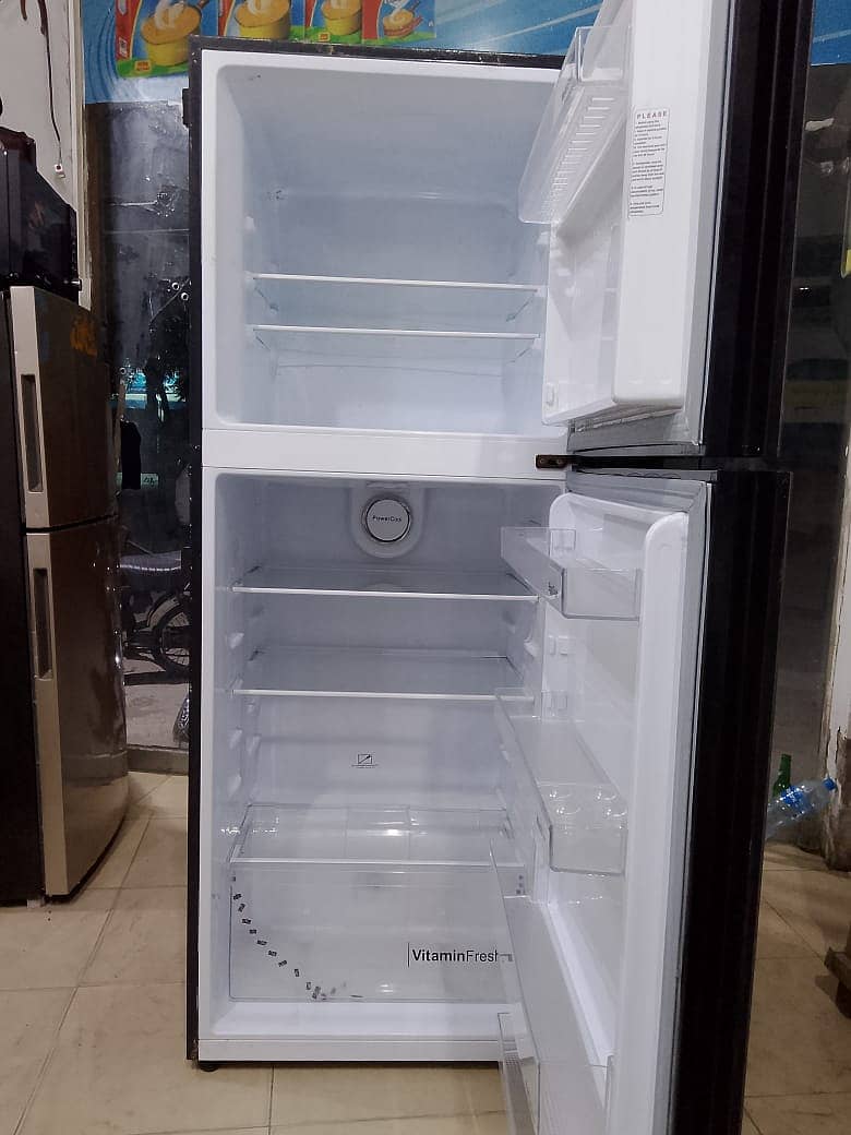 Dawlance fridge GD lare jumbo inverter    (0306=4462/443)Awsum 5