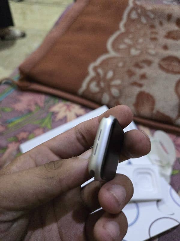 Apple watch SE2 2ND GEN 4