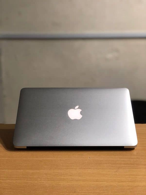 mackbook laptop 256 SSD 128 SSD apple 6