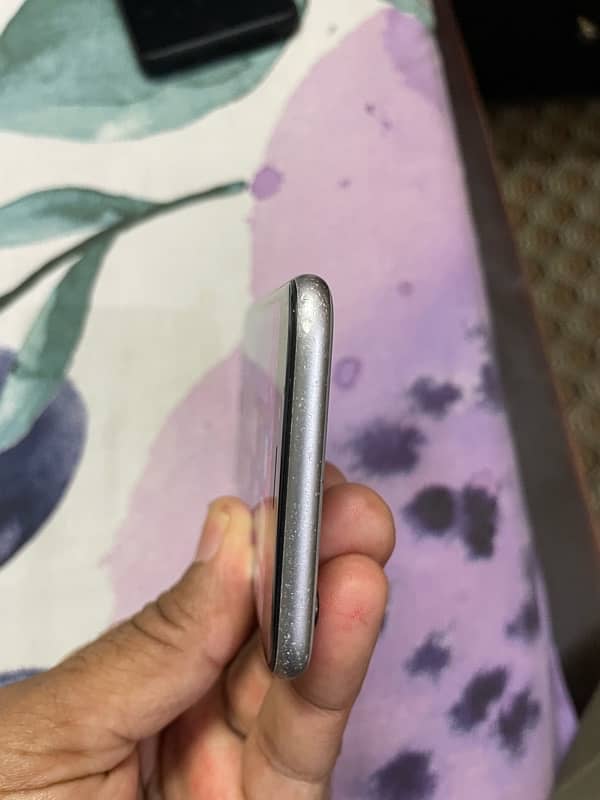 Apple IPhone 6 PTA approved 64Gb 5