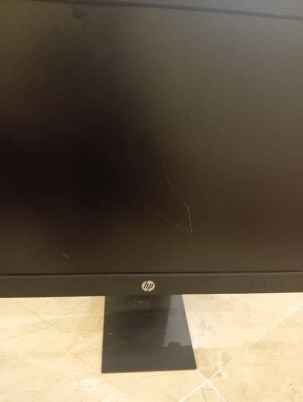 HP Elite 222 LCD 3