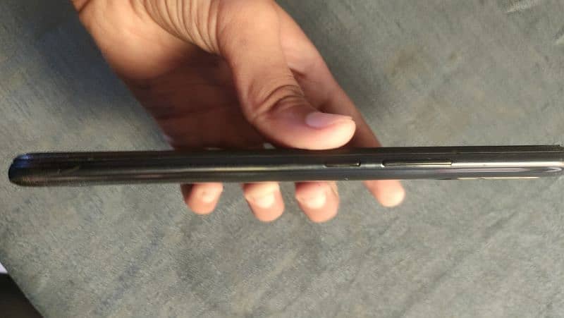 Infinix hot 9 play for urgent sell 0