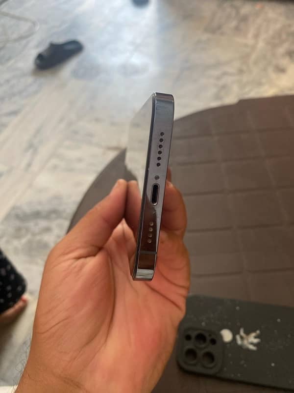 Apple IPhone 13 Pro Max  Storage 256 Gb  LCD Change Battery health 87% 1