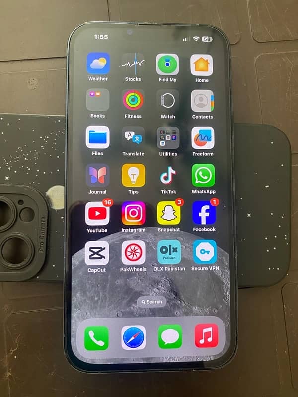 Apple IPhone 13 Pro Max  Storage 256 Gb  LCD Change Battery health 87% 4