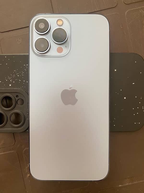 Apple IPhone 13 Pro Max  Storage 256 Gb  LCD Change Battery health 87% 7