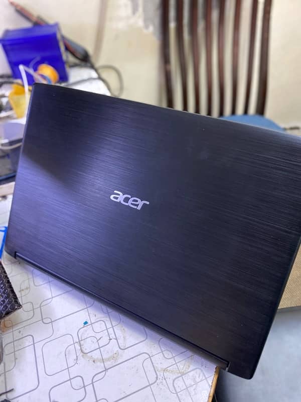 Acer Aspire 3 with Intel Core i5 7th with 128gb ssd+1tb hdd nvidia GC 9