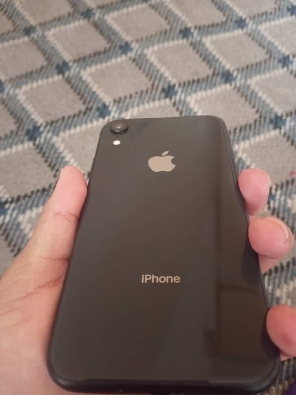 iPhone XR waterproof 0