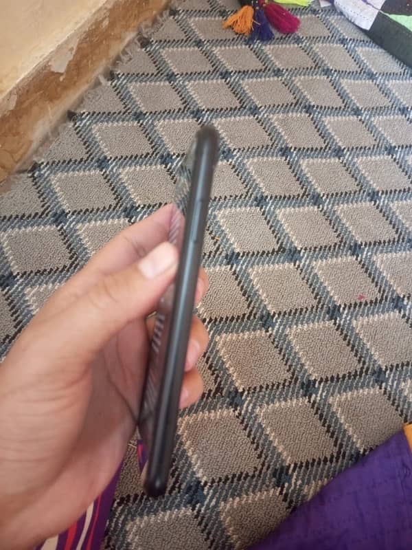 iPhone XR waterproof 6