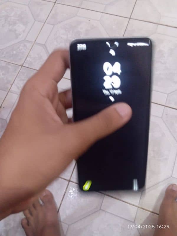 Samsung A06 4