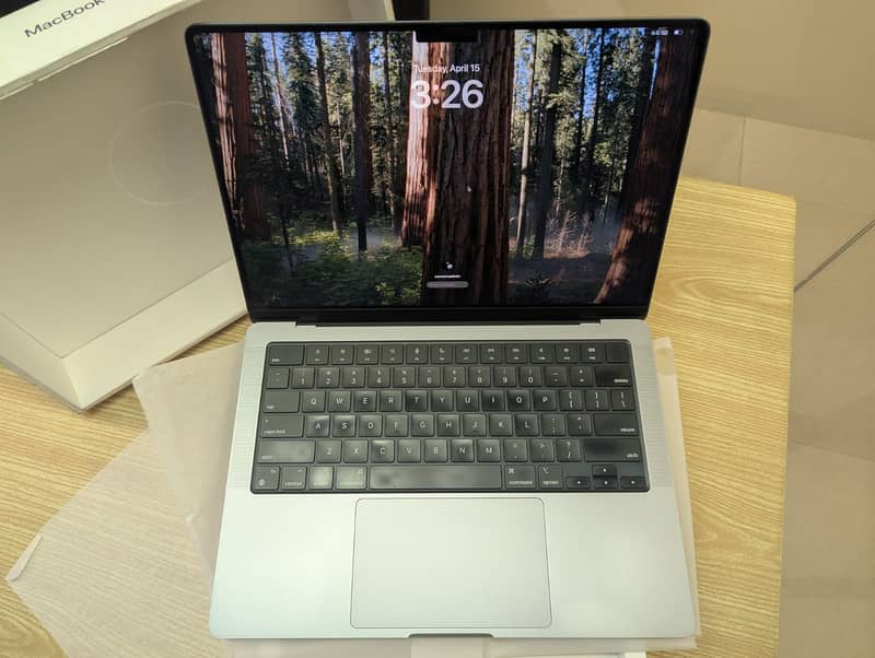 Apple MacBook Pro M1 2021 / Apple  MacBook Pro / MacBook Pro M1 4