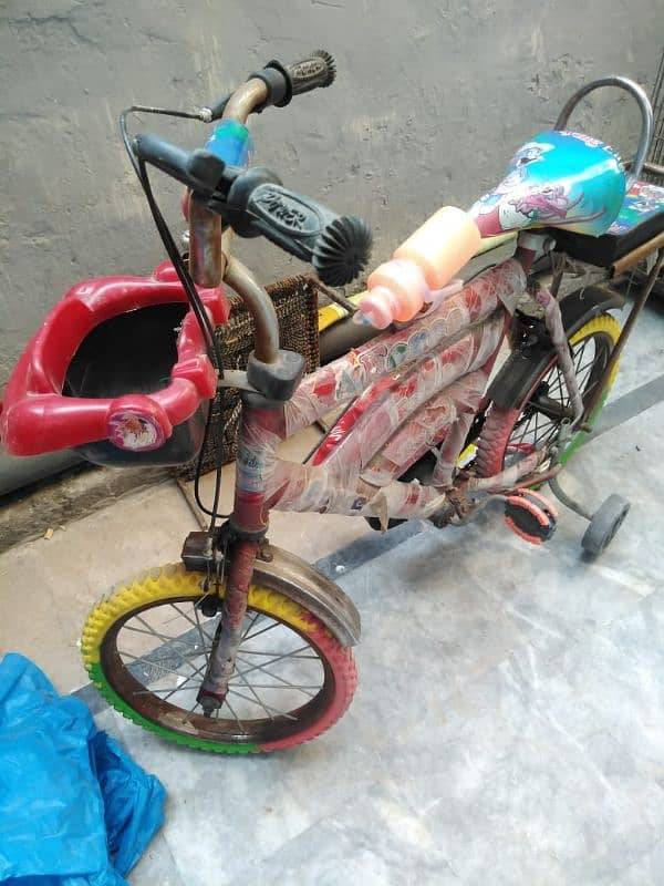 cycle in red colour 1