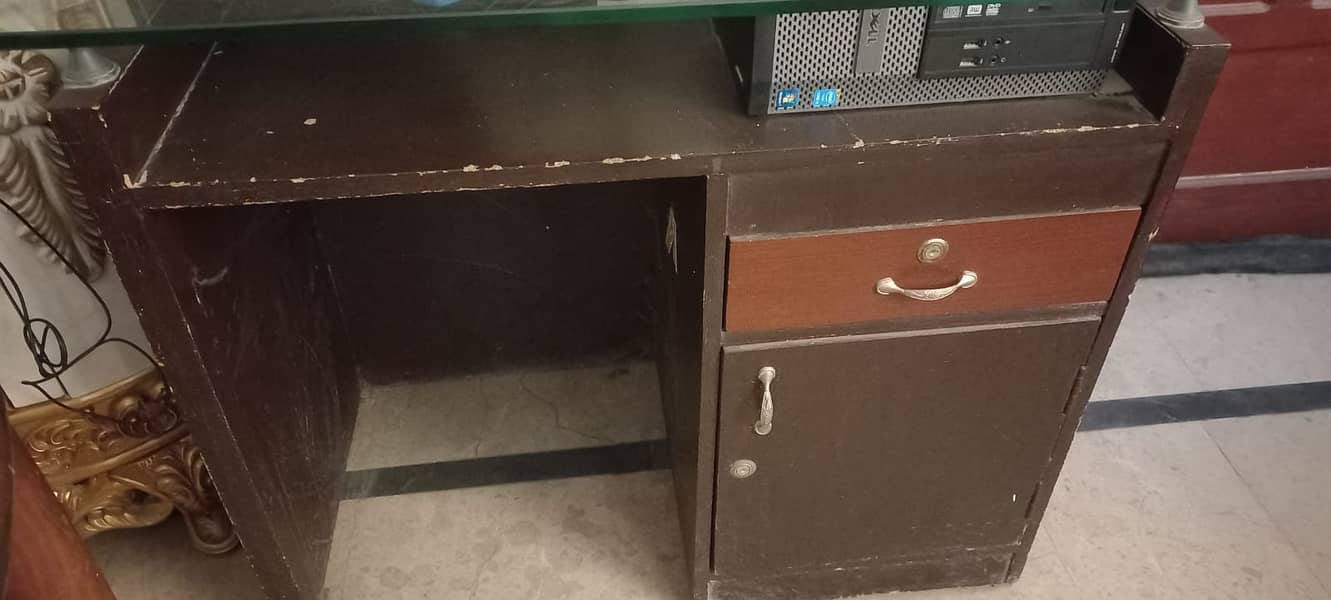 Computer Table | For Sale | Good Condition 0